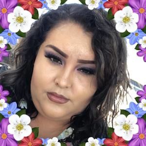 Meet your Posher, Adriana